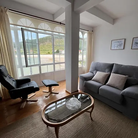 Piso Frente Al Mar Casa Ruchelo * Camelle